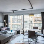 Sea Side Next To The Centre * Οστένδη