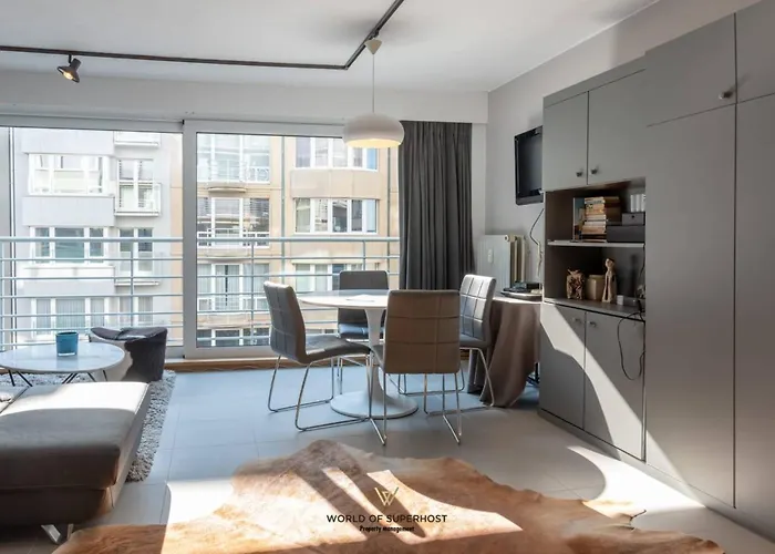 Sea Side Next To The Centre * Ostende